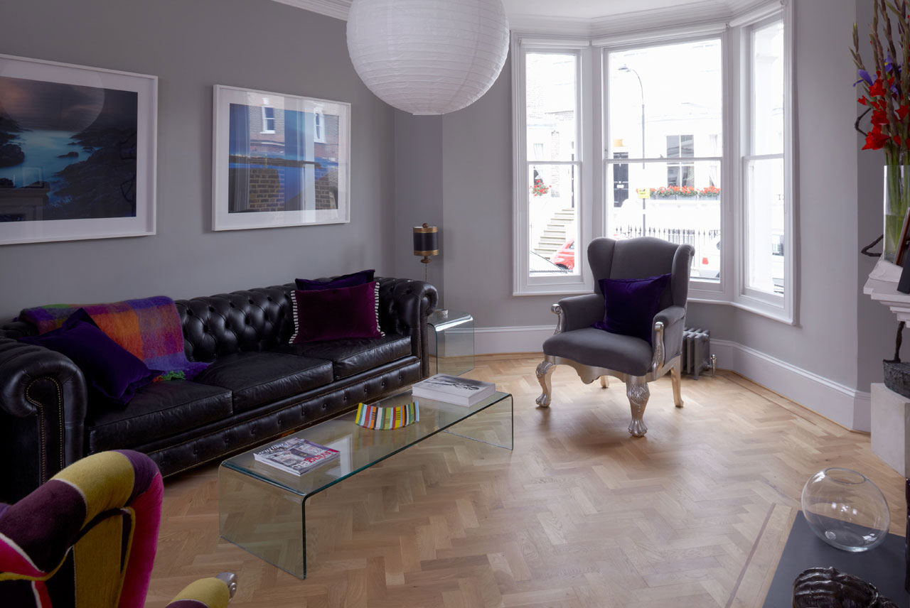 An Elegant and Dramatic House with Colorful Interiors in Fulham by Giles Pike Architects (5)