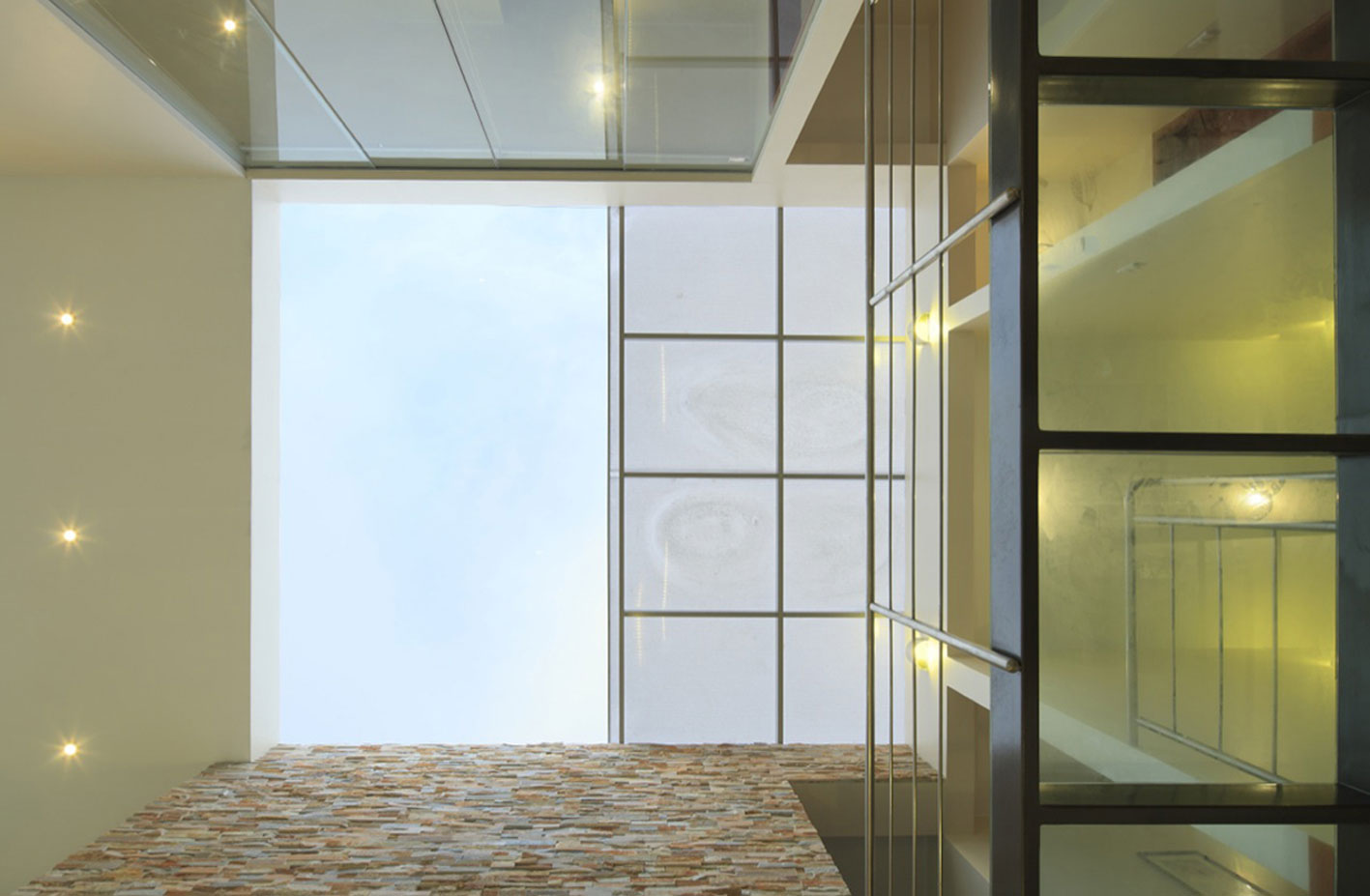 A Bright, Elegant and Sophisticated Home Overlooking the Sea of Playa Señoritas by Gómez De La Torre & Guerrero (9)