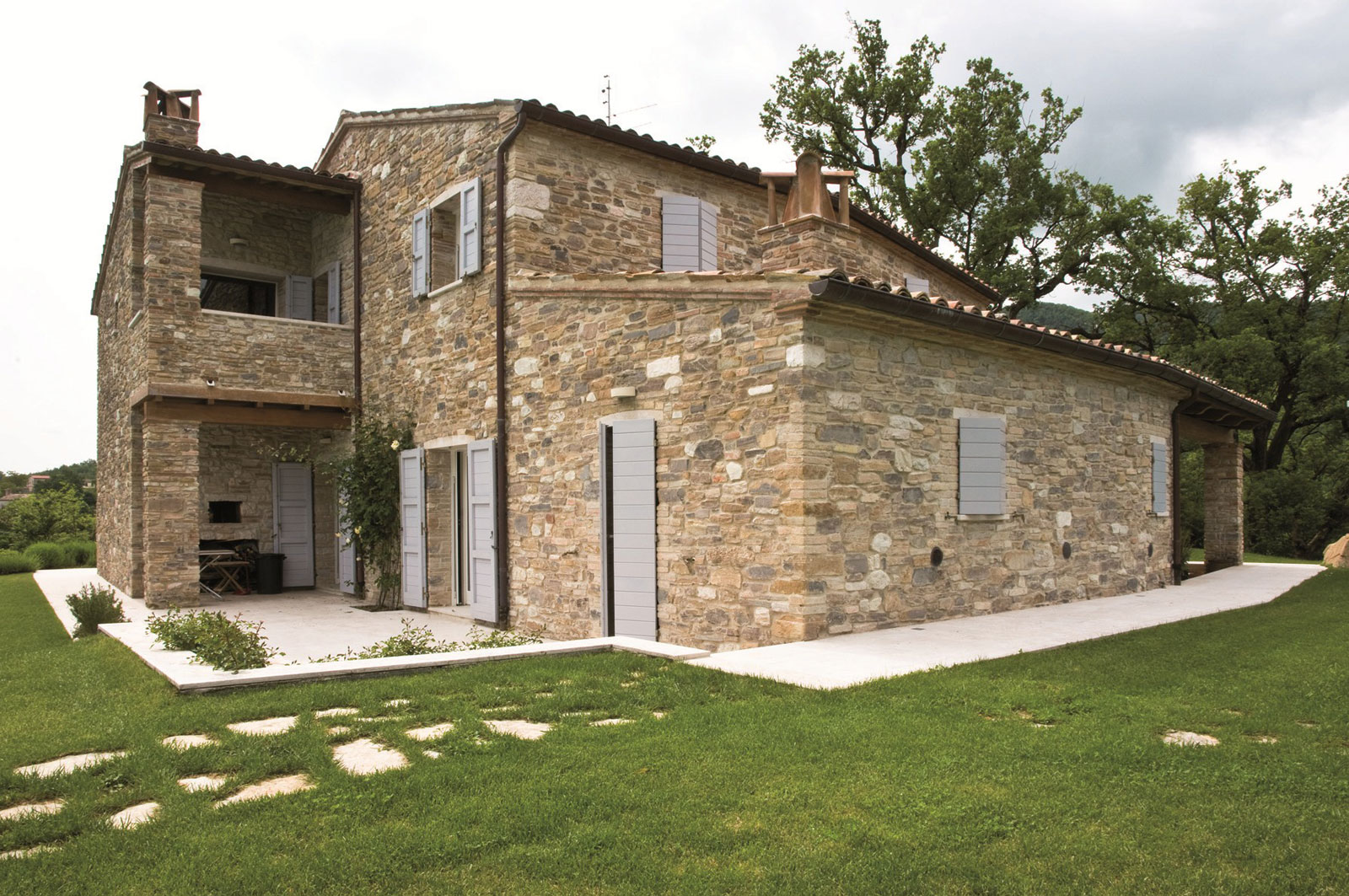 An Exquisite Home with Stunning Rough Stone Walls and Thick Ceiling Beams in Pergola, Italy by Aldo Simoncelli (3)