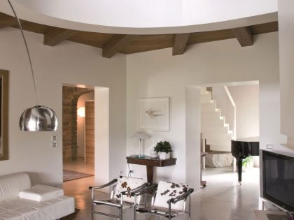 An Exquisite Home with Stunning Rough Stone Walls and Thick Ceiling Beams in Pergola, Italy by Aldo Simoncelli (7)