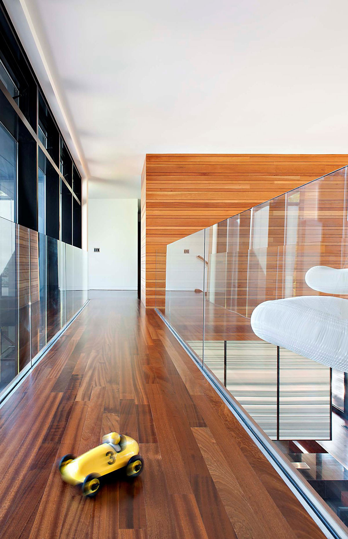 An Exquisite Modern Home with Spanish Cedar Accents and Cantilevered Volumes in Etobicoke, Canada by Altius Architecture (12)