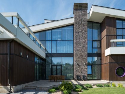 An Extraordinary Modern Country House with Stunning and Unique Exteriors in Russia by Leonovich Arseny (6)