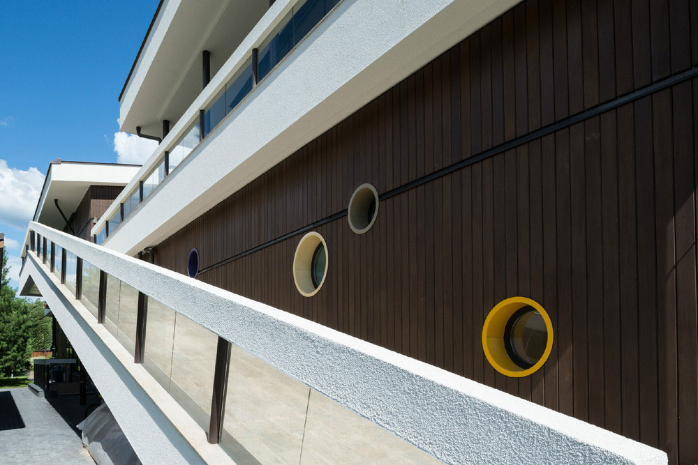 An Extraordinary Modern Country House with Stunning and Unique Exteriors in Russia by Leonovich Arseny (7)