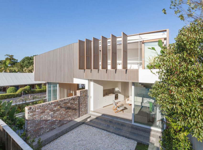 An Eye-Catching Contemporary Home with Warm and Clean Interiors in Balmain, Australia by Benn & Penna Architects (1)