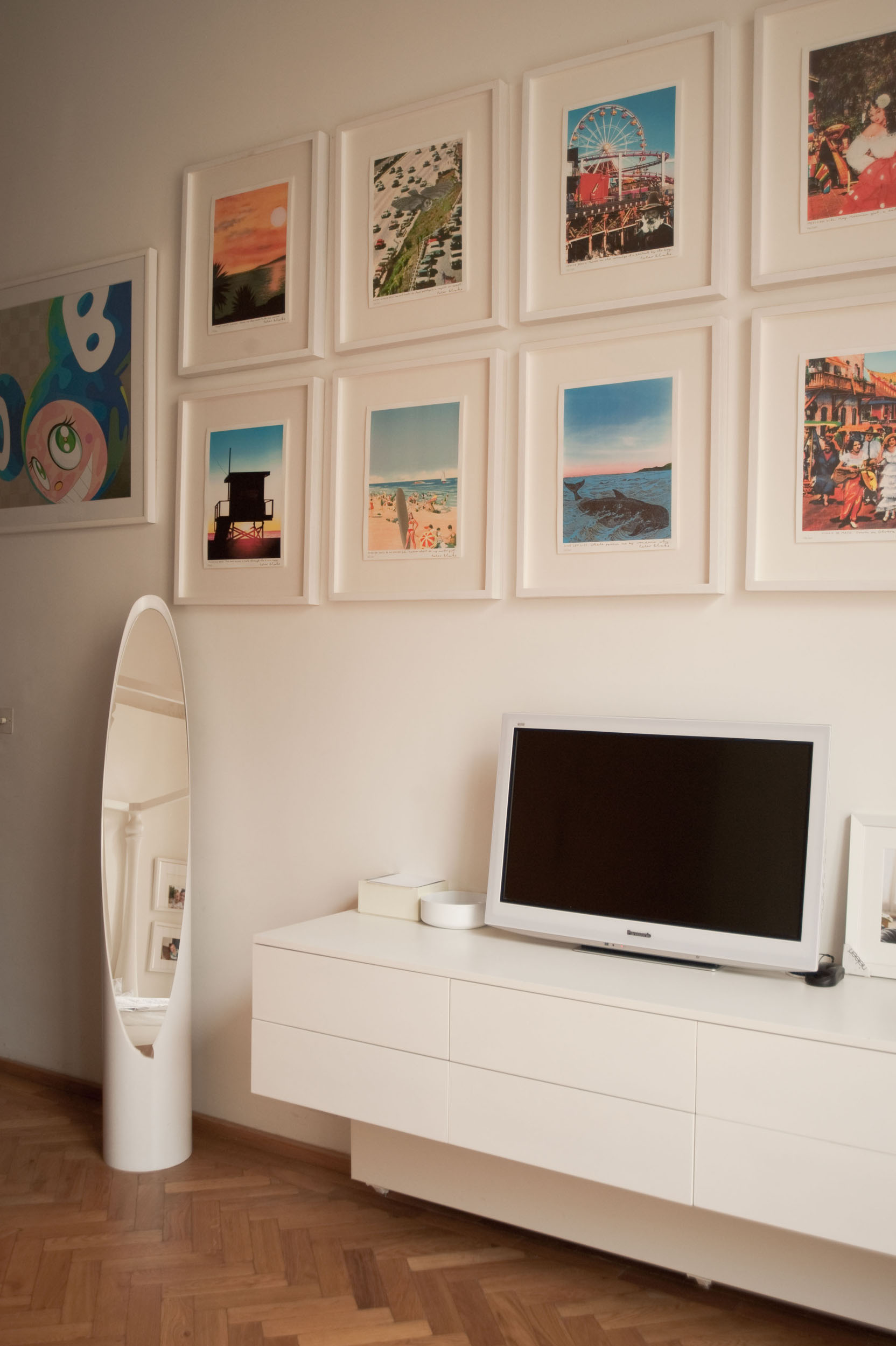 An Old Apartment Turned Into a Playful Contemporary House for a Family of Four in London by Andy Martin Architects (23)