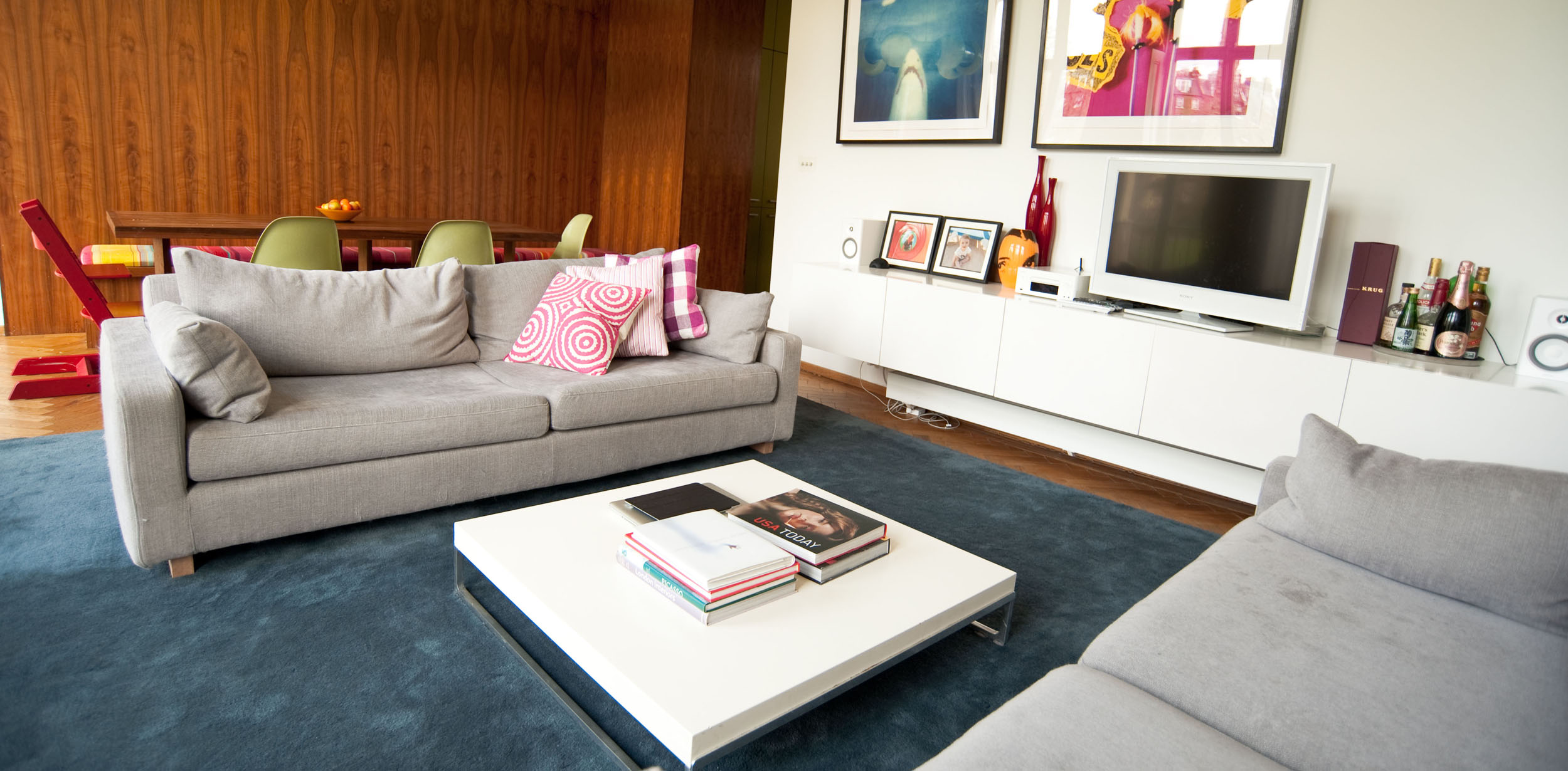 An Old Apartment Turned Into a Playful Contemporary House for a Family of Four in London by Andy Martin Architects (8)