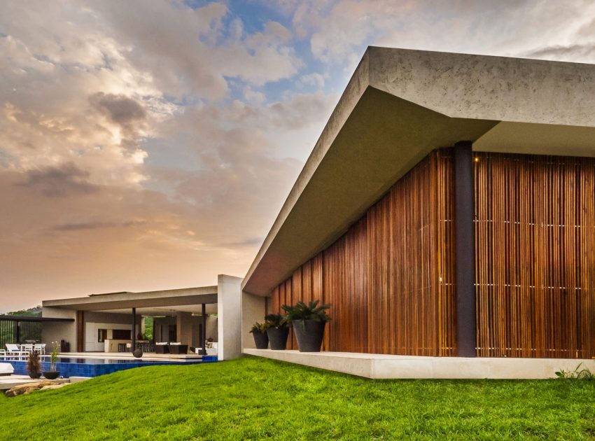 An Outstanding and Elegant Contemporary Country House in Villeta, Colombia by Arquitectura en Estudio (1)