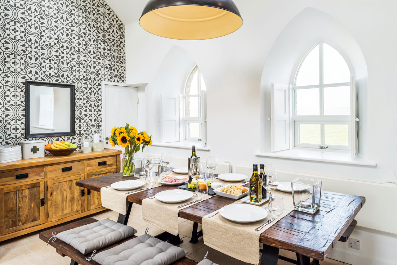 A 19th-Century Church Converted into a Spacious and Luxurious Modern Home in Middleton-in-Teesdale by Evolution Design (11)