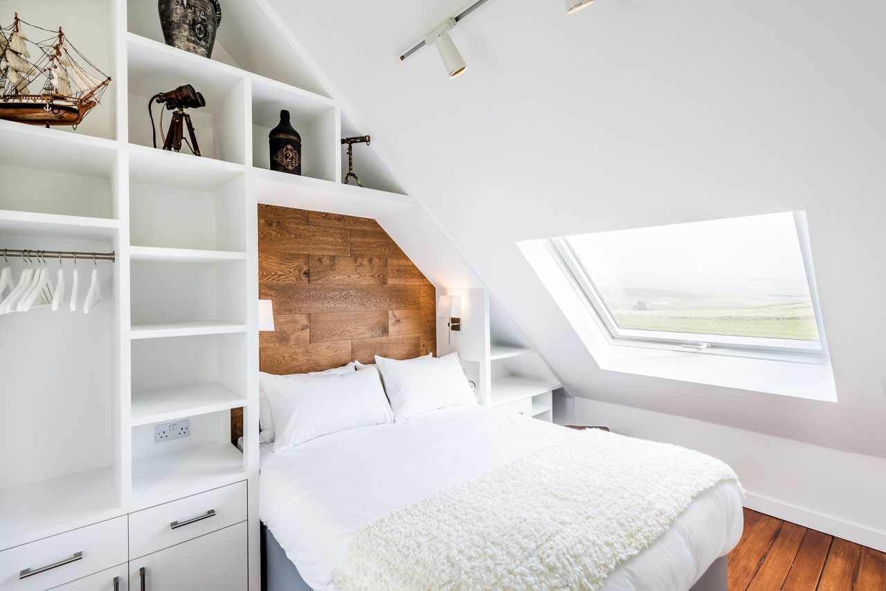 A 19th-Century Church Converted into a Spacious and Luxurious Modern Home in Middleton-in-Teesdale by Evolution Design (13)