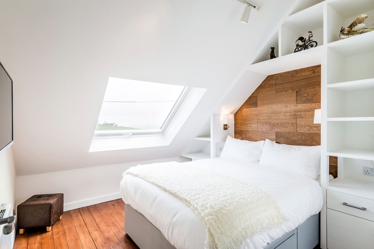 A 19th-Century Church Converted into a Spacious and Luxurious Modern Home in Middleton-in-Teesdale by Evolution Design (14)
