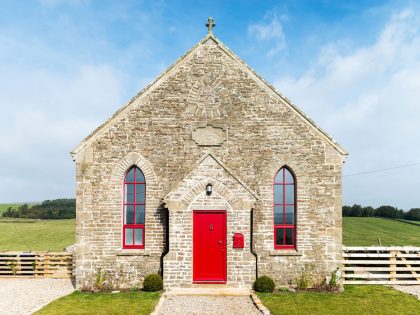 A 19th-Century Church Converted into a Spacious and Luxurious Modern Home in Middleton-in-Teesdale by Evolution Design (2)