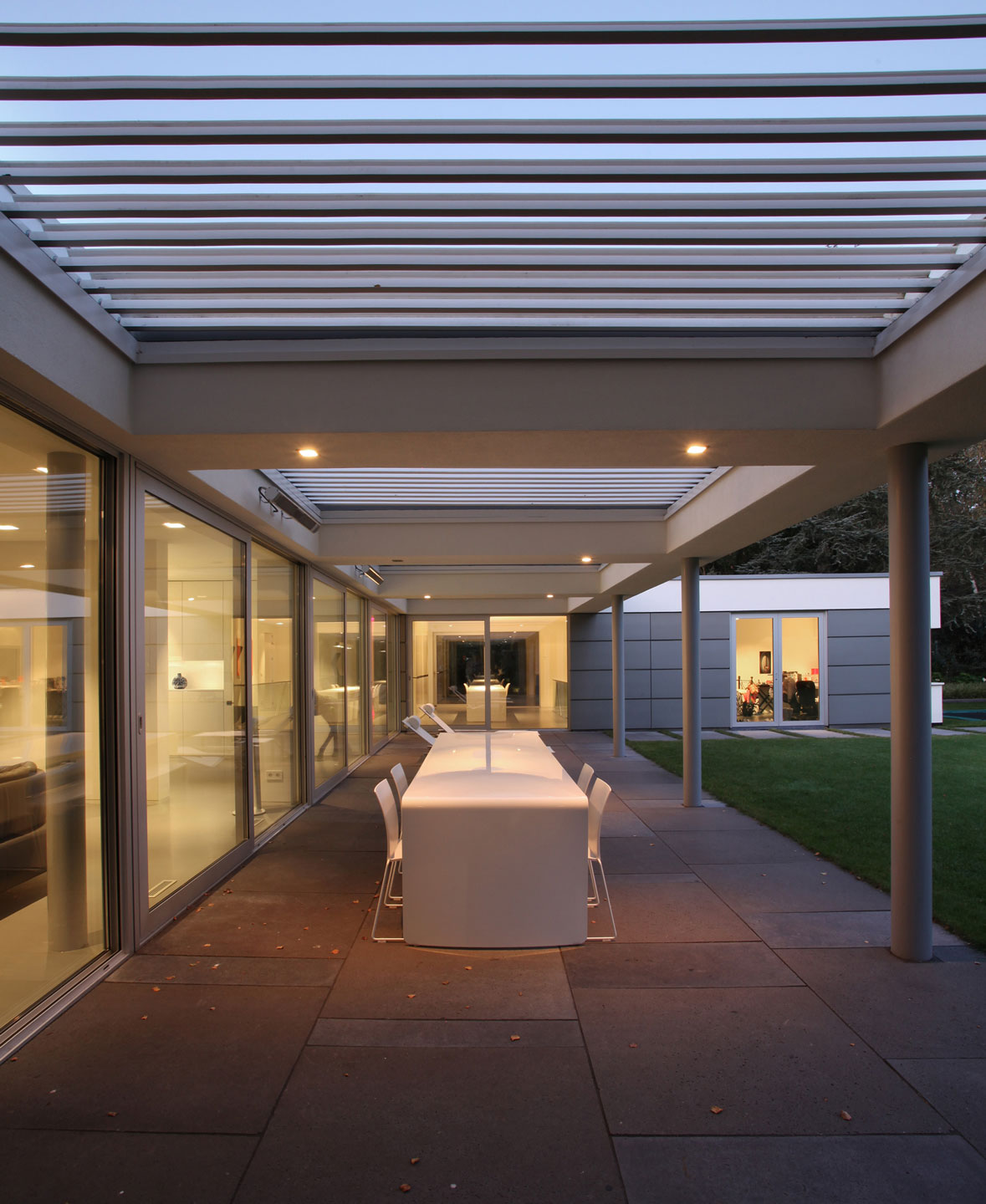 A Beautiful Contemporary Home with Strong Lines and Special Materials in Bilthoven, The Netherlands by Lab32 architecten (23)