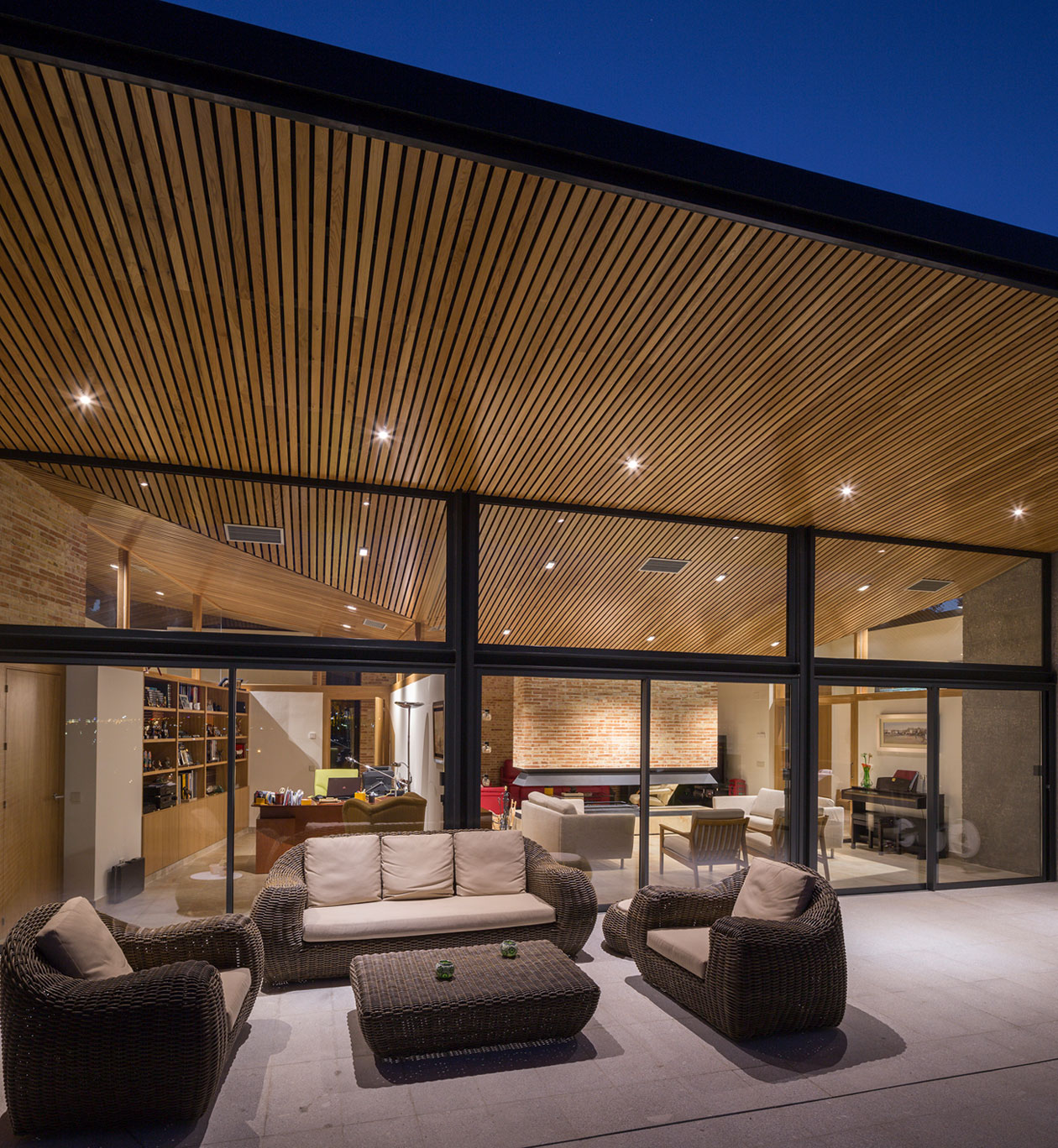 A Beautiful Modern Brick House with Stunning Skylight and Vegetation in Las Rozas by Mariano Molina Iniesta (13)