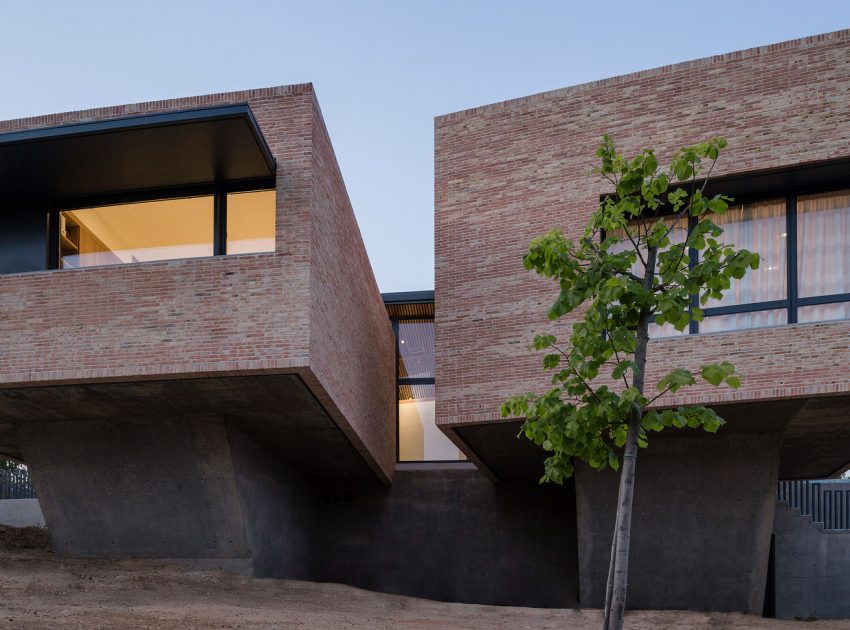 A Beautiful Modern Brick House with Stunning Skylight and Vegetation in Las Rozas by Mariano Molina Iniesta (15)