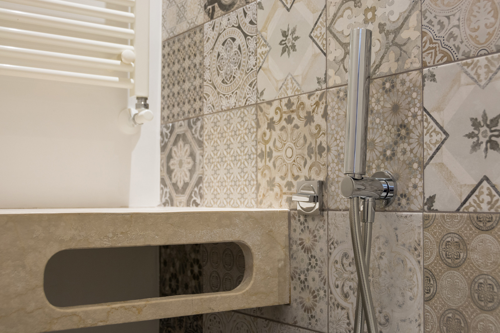 A Beautiful Yet Rustic Contemporary Apartment in Rome by Serena Romanò (25)