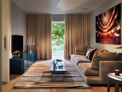 A Beautiful and Vibrant House Full Of Charm and Personality in London