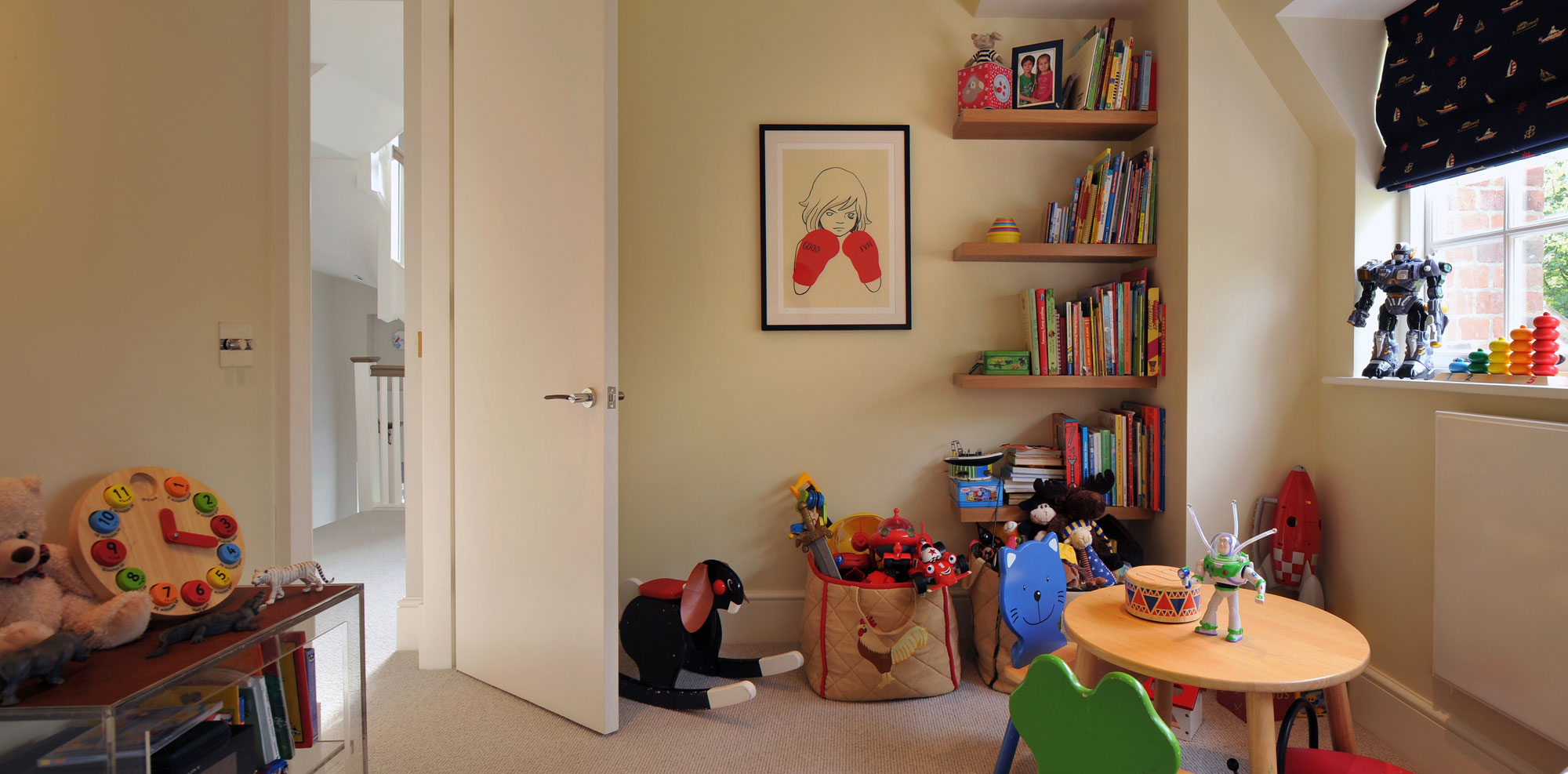 A Beautiful and Vibrant House Full Of Charm and Personality in London by TG-Studio (12)