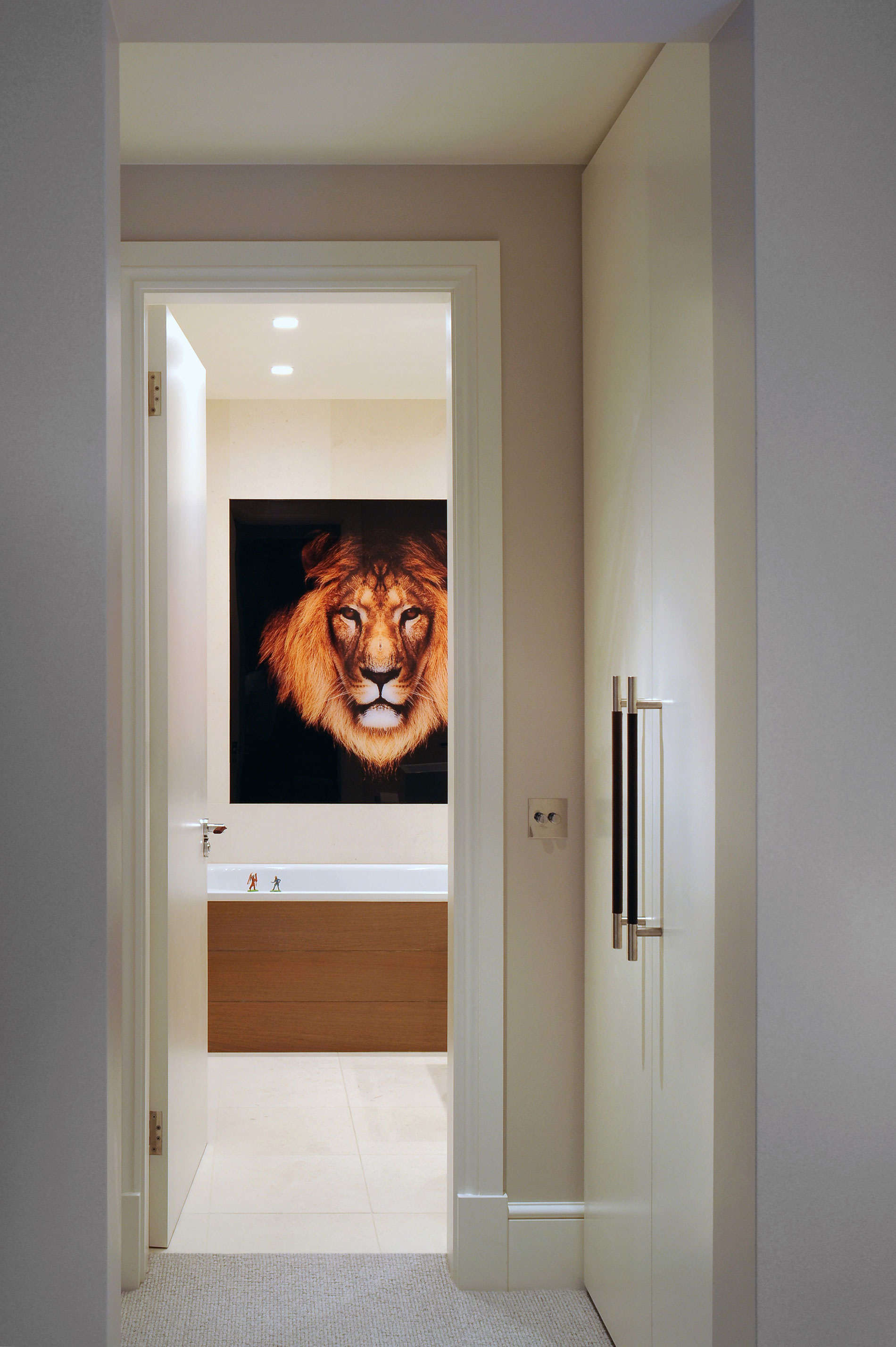 A Beautiful and Vibrant House Full Of Charm and Personality in London by TG-Studio (13)