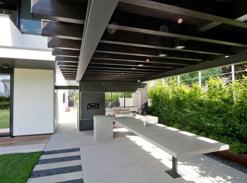 A Breathtaking Contemporary Home with Wonderful Landscaping in Trento, Italy by Pallaoro Balzan e Associati (10)