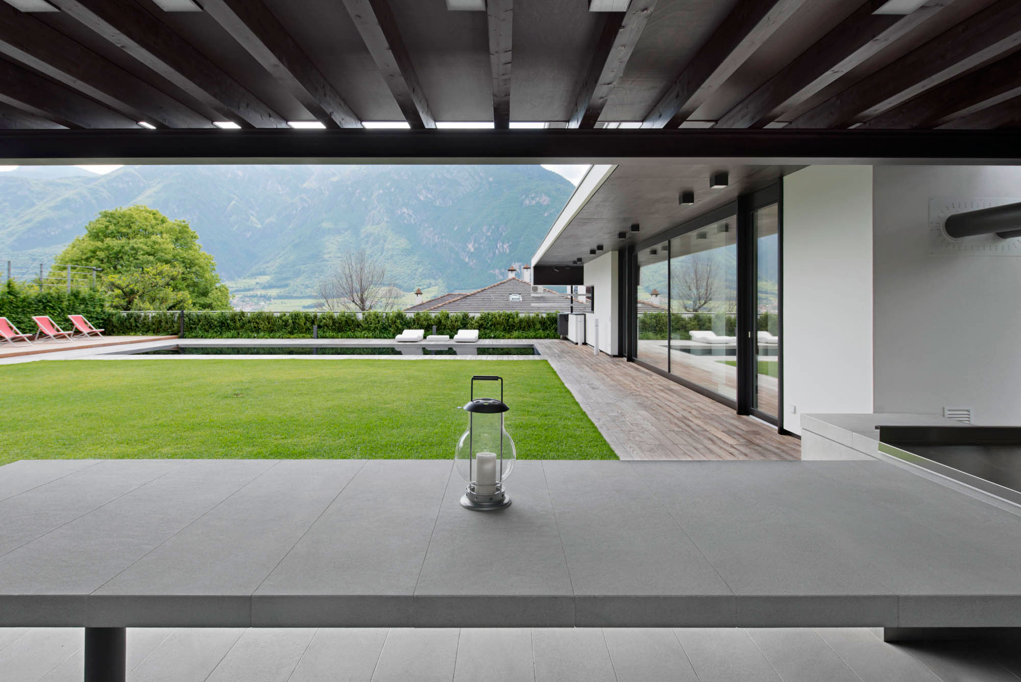 A Breathtaking Contemporary Home with Wonderful Landscaping in Trento, Italy by Pallaoro Balzan e Associati (13)