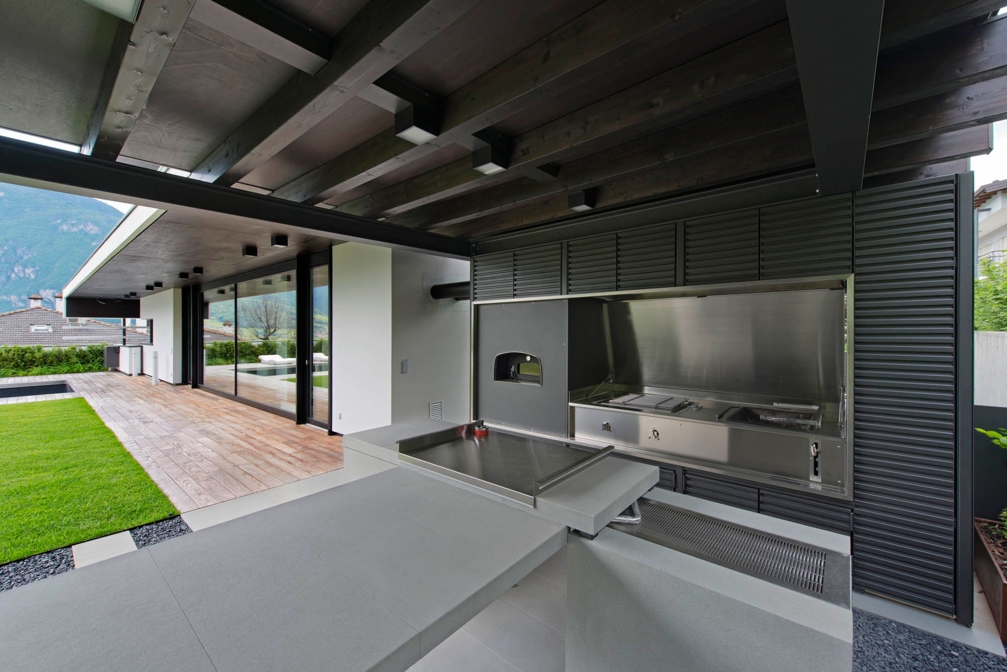 A Breathtaking Contemporary Home with Wonderful Landscaping in Trento, Italy by Pallaoro Balzan e Associati (14)