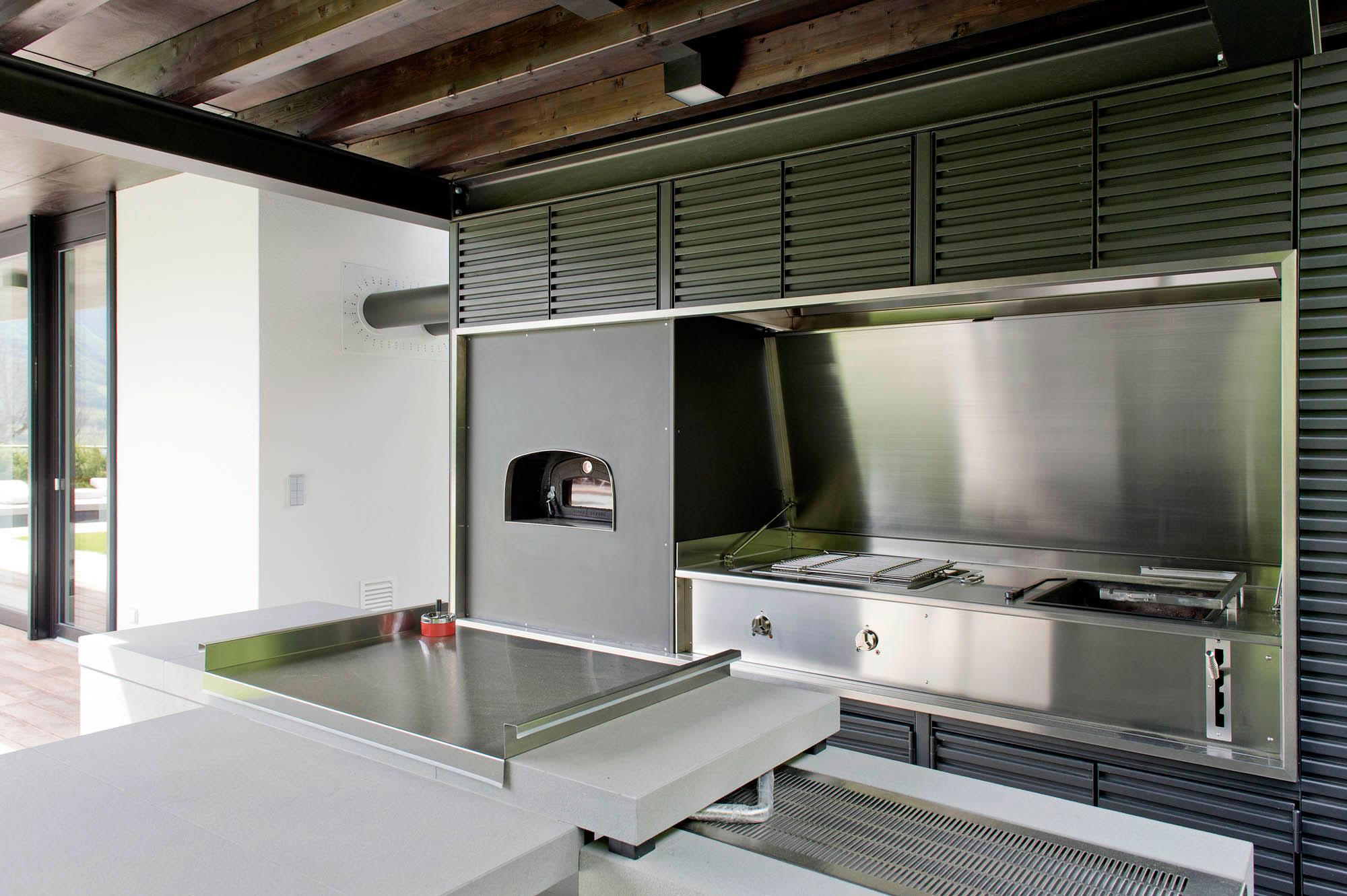 A Breathtaking Contemporary Home with Wonderful Landscaping in Trento, Italy by Pallaoro Balzan e Associati (15)