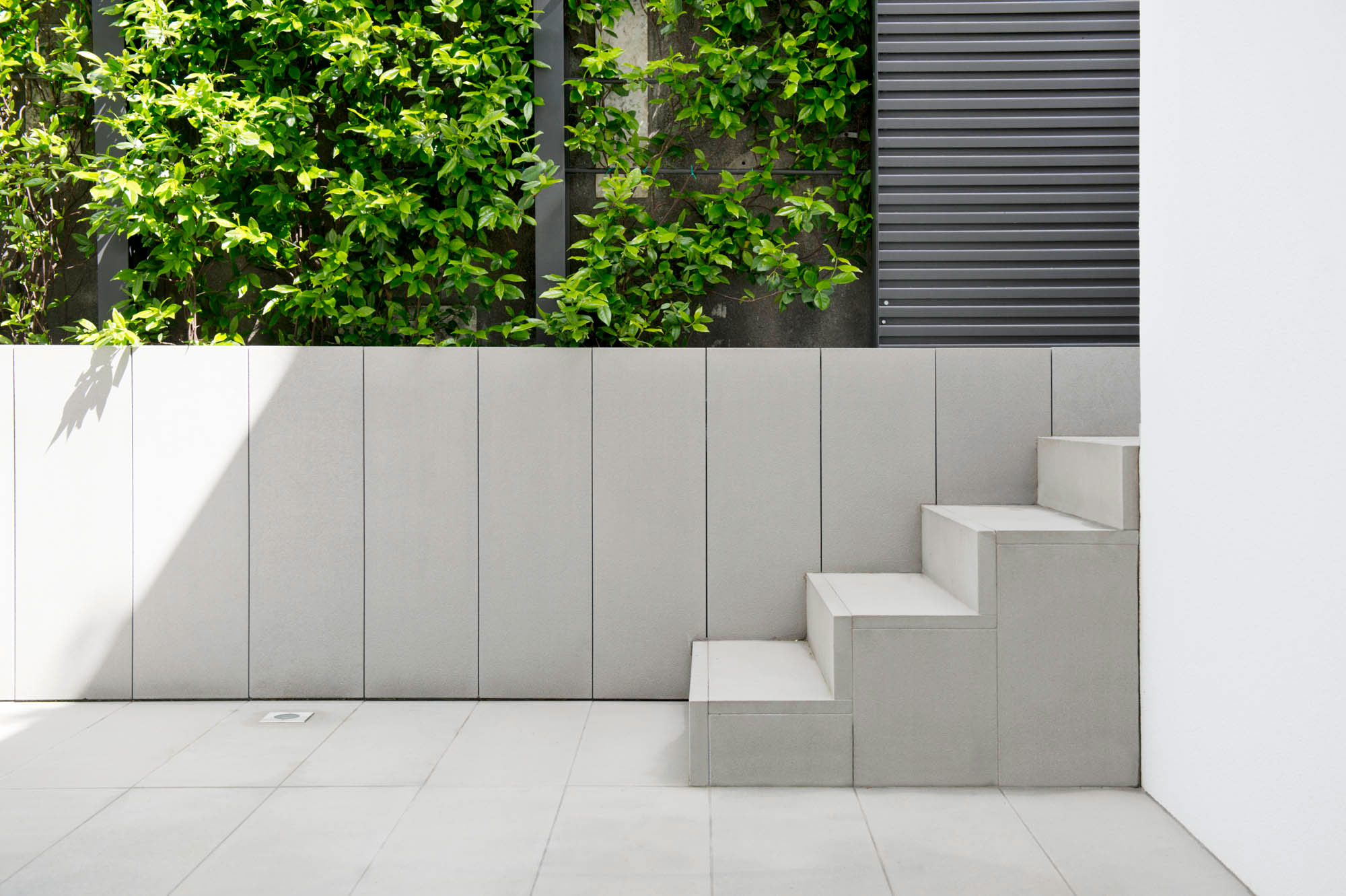 A Breathtaking Contemporary Home with Wonderful Landscaping in Trento, Italy by Pallaoro Balzan e Associati (26)