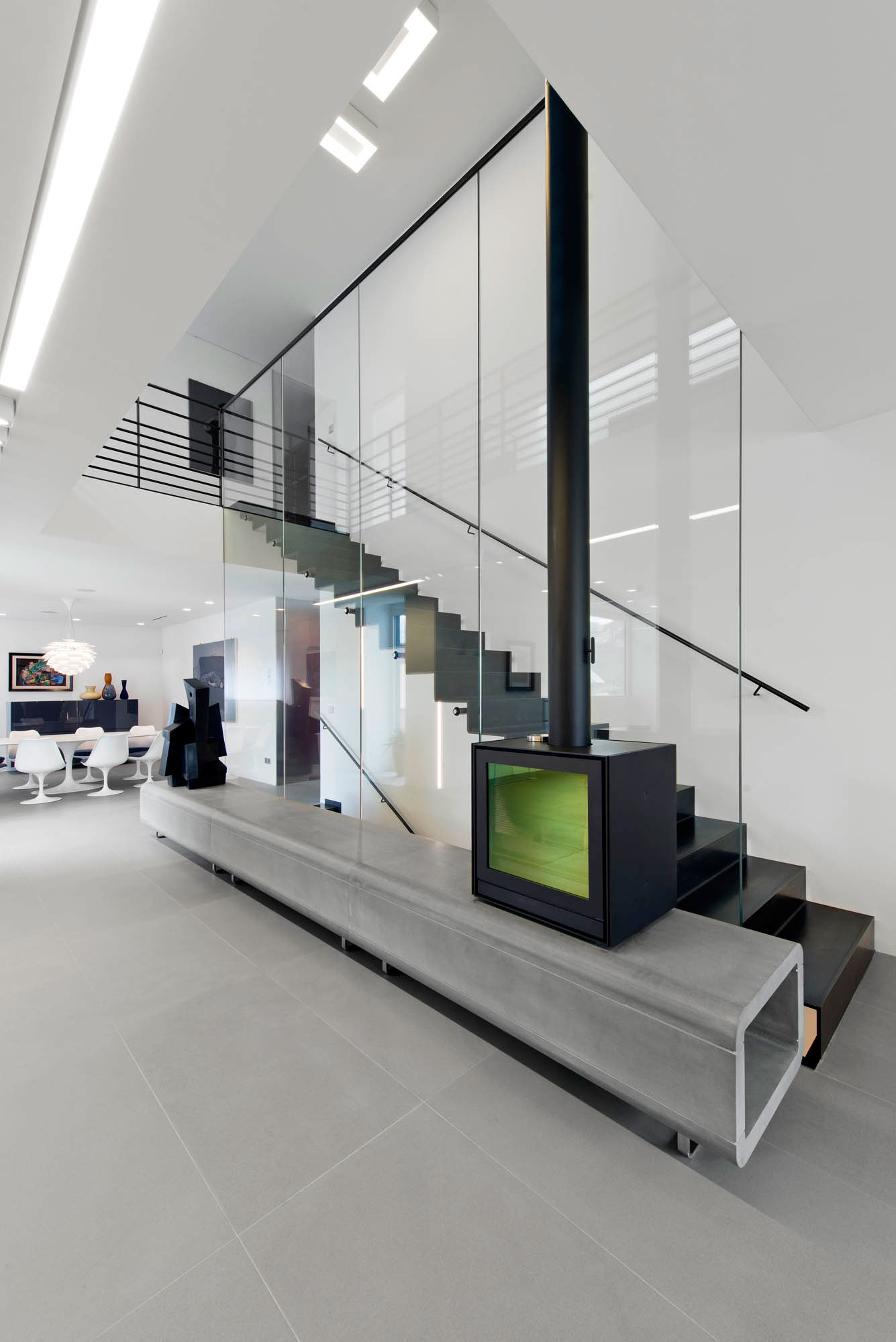 A Breathtaking Contemporary Home with Wonderful Landscaping in Trento, Italy by Pallaoro Balzan e Associati (41)
