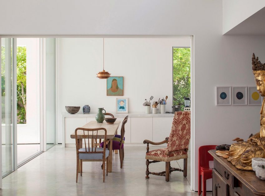 A Bright Contemporary Family Home Made from Three White Boxes in Tel Aviv by Paritzki & Liani Architects (13)