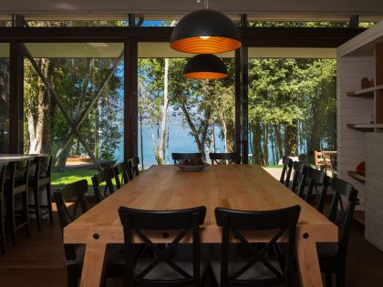 A Bright Contemporary Home Surrounded by Native Forests in Los Raulíes, Chile by planmaestro (13)