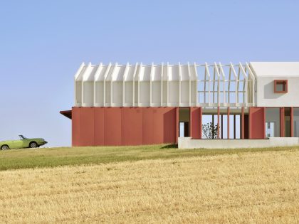 A Bright Long and Narrow Home with Contemporary and Permeable Facade in Polverigi, Italy