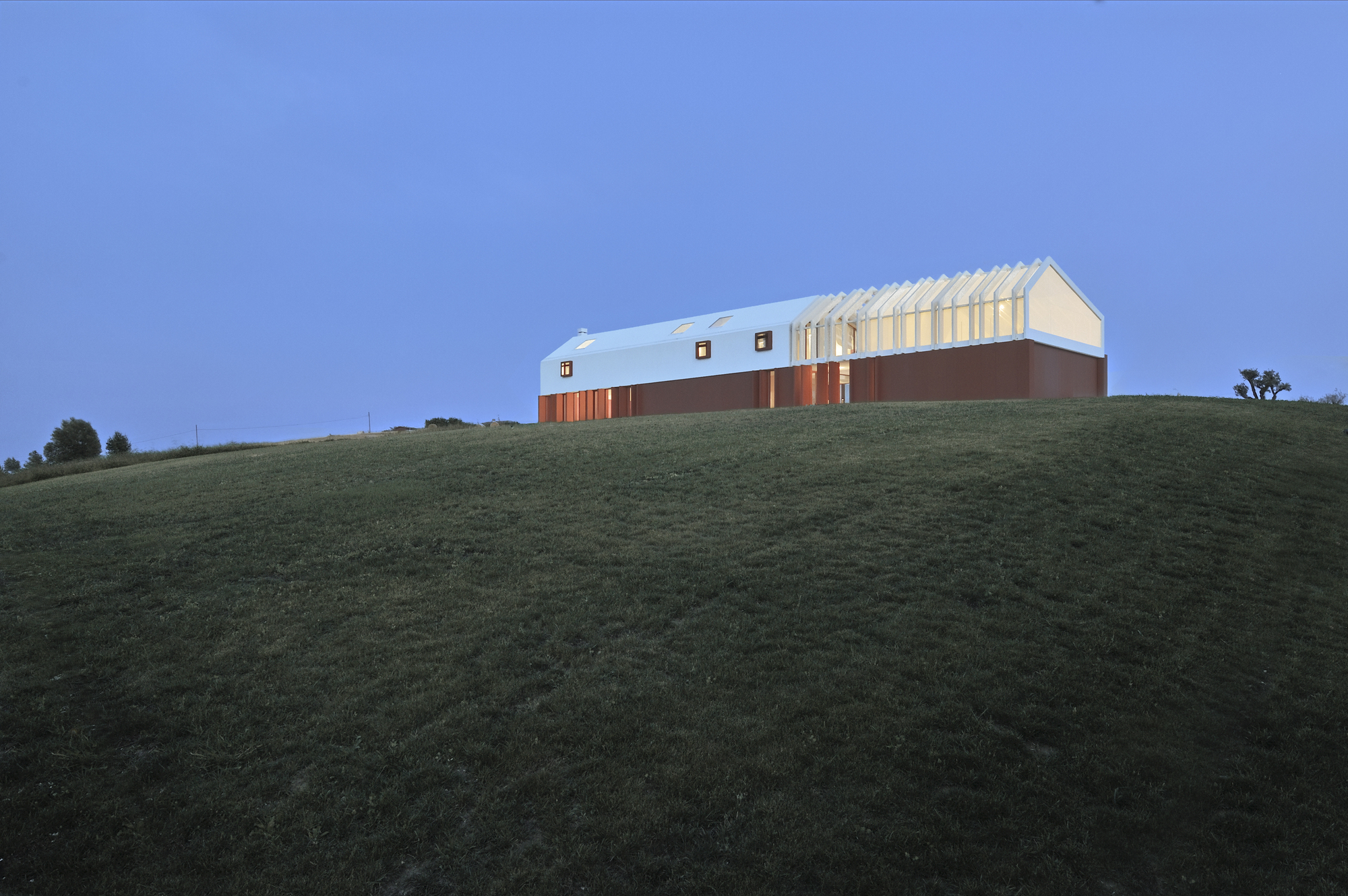 A Bright Long and Narrow Home with Contemporary and Permeable Facade in Polverigi, Italy by simone subissati architects (8)