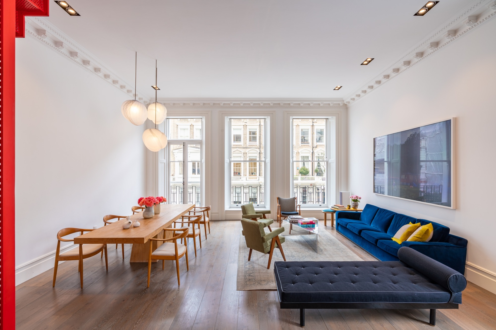 A Bright Modern Apartment with Rooftop Terrace and View of London by Michaelis Boyd (2)
