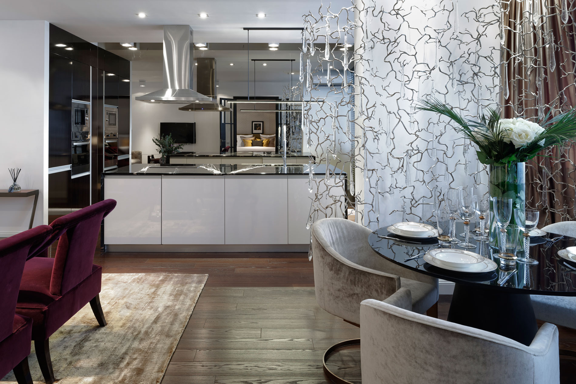 A Bright and Sophisticated Apartment with an Elegant Interior in Obolom by Absolute Interior Decor (5)