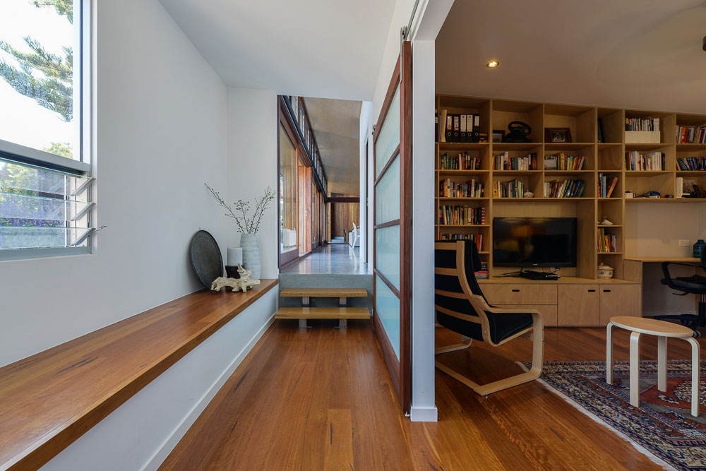 A Bright and Spacious Family Home with Beautiful Interiors in New South Wales by Bourne Blue Architecture (16)