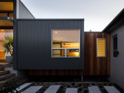 A Bright and Spacious Family Home with Beautiful Interiors in New South Wales by Bourne Blue Architecture (24)