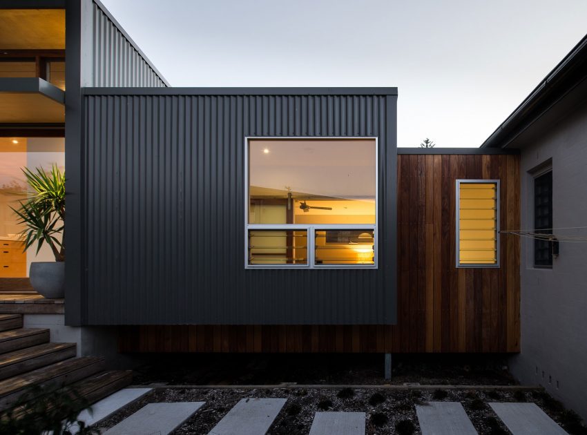 A Bright and Spacious Family Home with Beautiful Interiors in New South Wales by Bourne Blue Architecture (24)