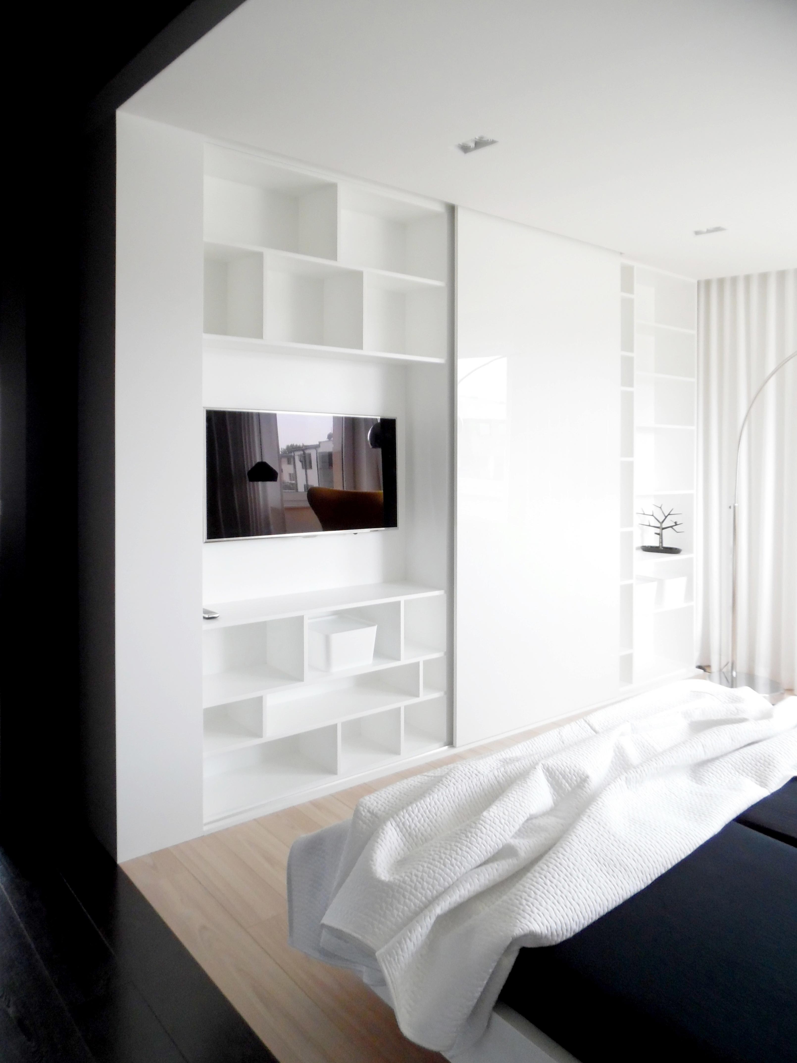 A Bright and Spacious House with Comfortable and Remarkable Interiors in Tarnowskie Gory by WIDAWSCY STUDIO ARCHITEKTURY (14)