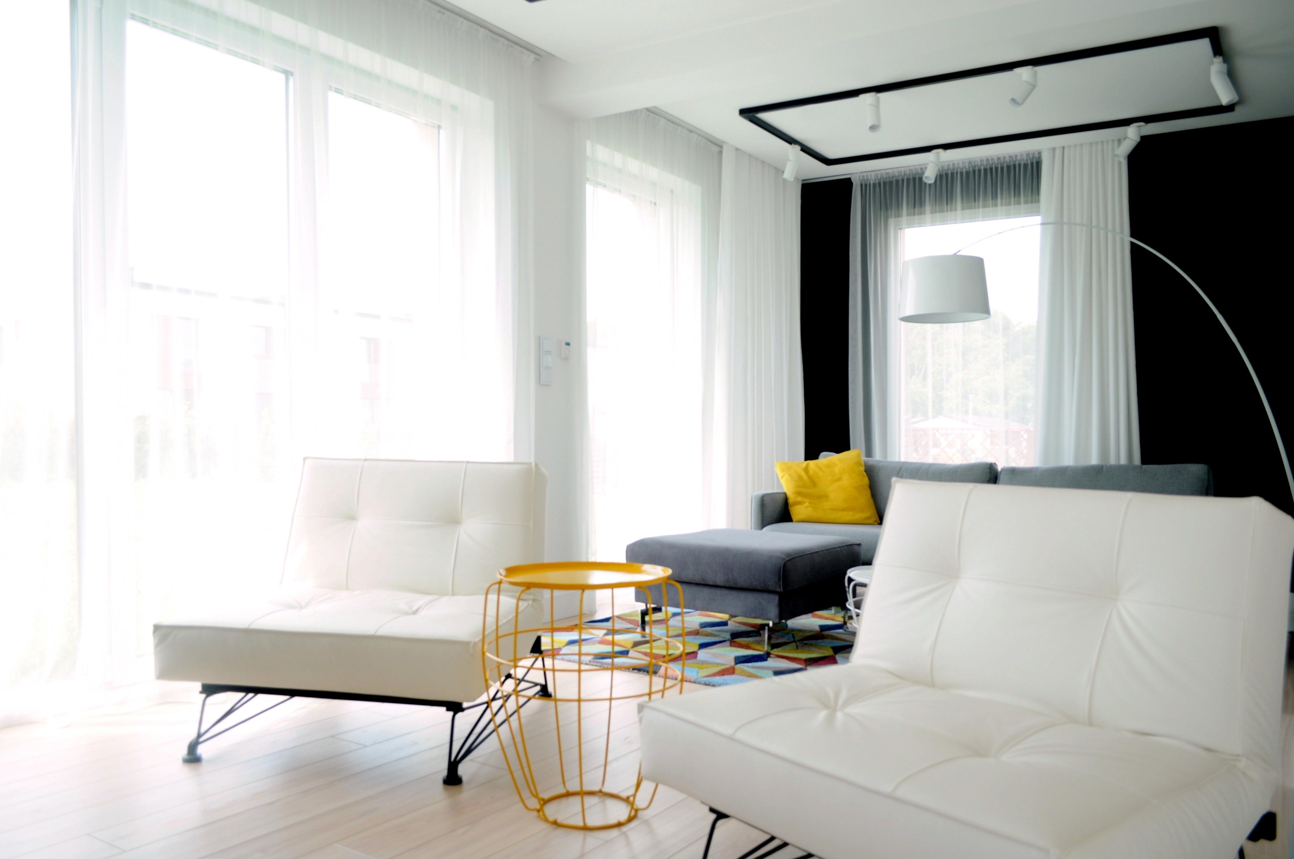 A Bright and Spacious House with Comfortable and Remarkable Interiors in Tarnowskie Gory by WIDAWSCY STUDIO ARCHITEKTURY (3)