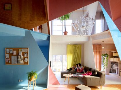 A Bright and Vibrant Apartment with Bold Splashes of Color in Chiba Prefecture by Kochi Architect’s Studio (1)