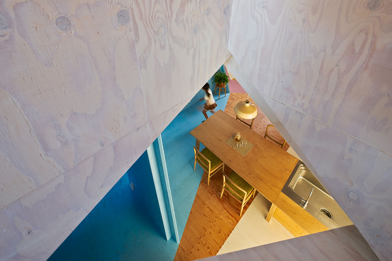 A Bright and Vibrant Apartment with Bold Splashes of Color in Chiba Prefecture by Kochi Architect’s Studio (7)