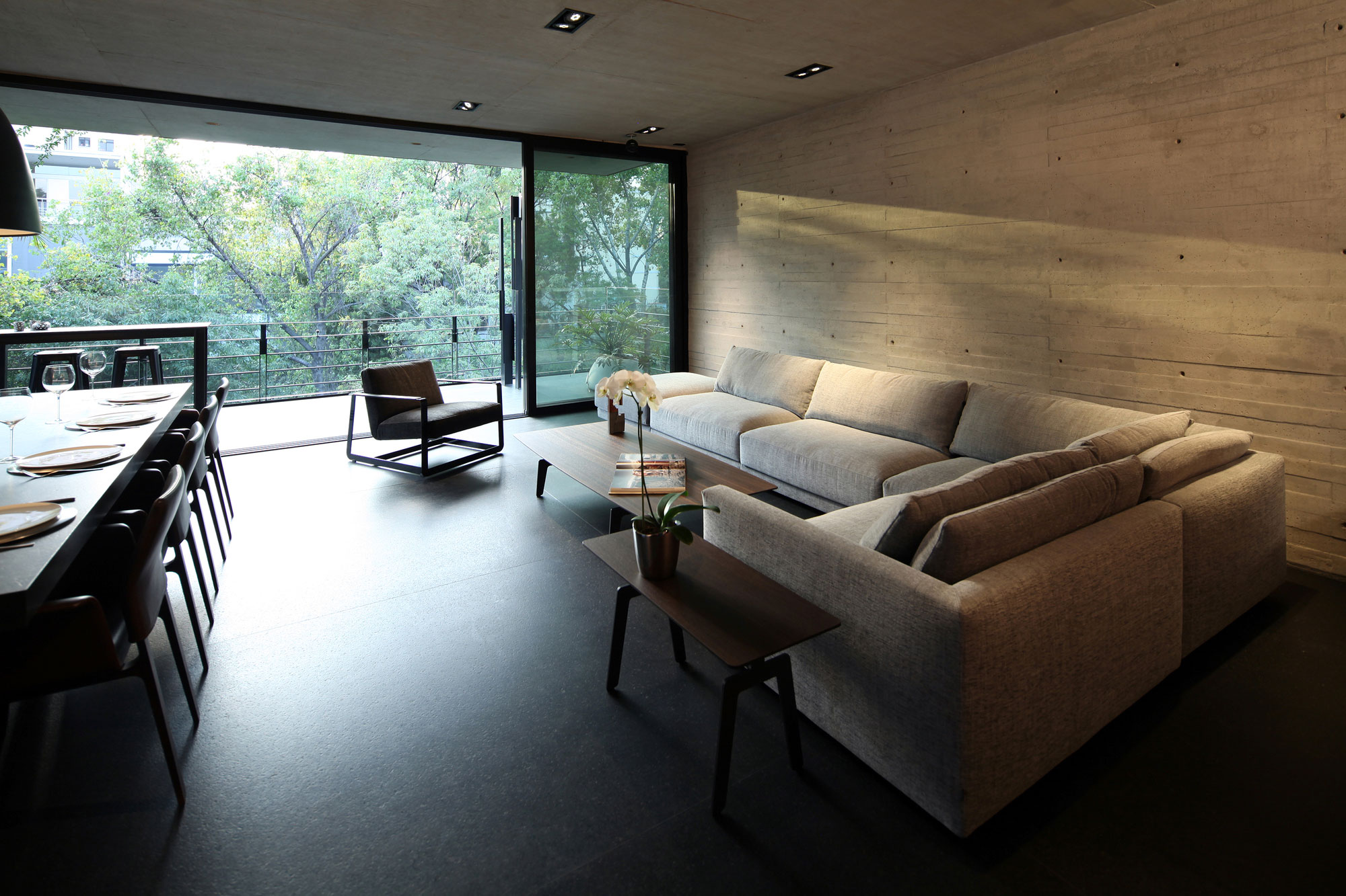 A Charming Art Deco Home with Unique and Modern Flair in Mexico City by Jorge Hernández de la Garza (3)