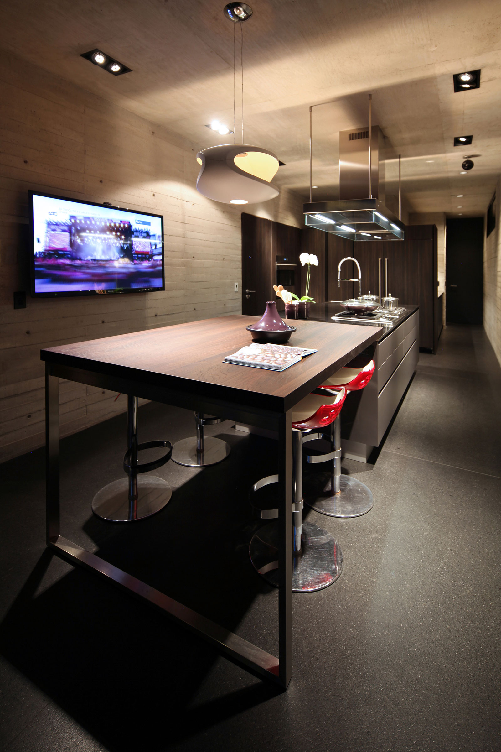 A Charming Art Deco Home with Unique and Modern Flair in Mexico City by Jorge Hernández de la Garza (6)