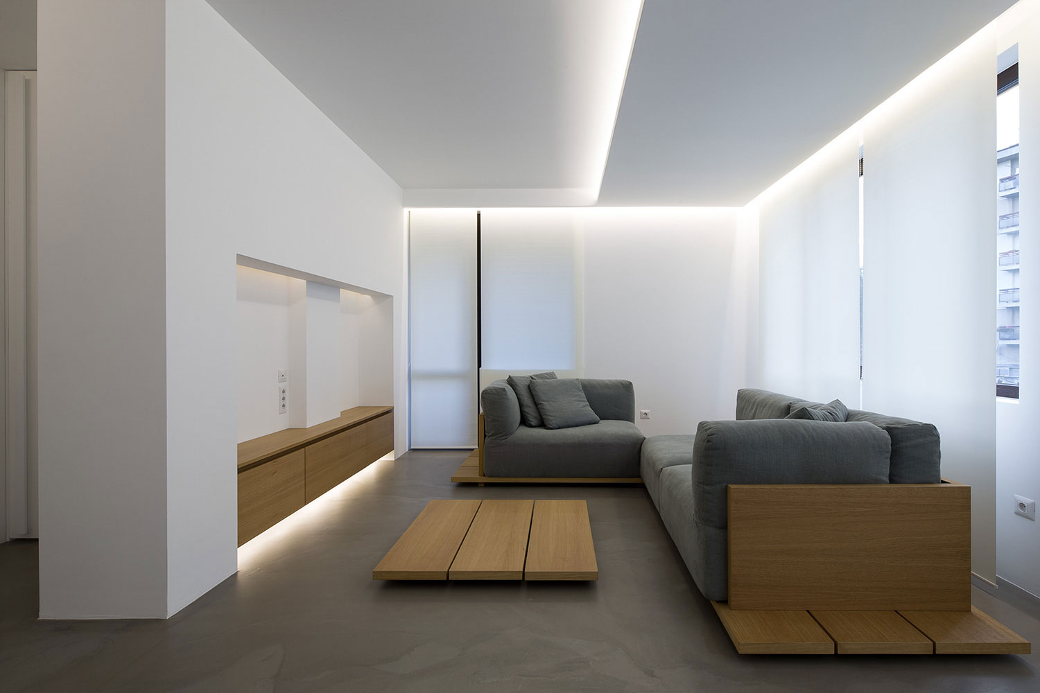 A Chic Contemporary Apartment with Minimalist Interior in Sofia by Elia Nedkov (1)
