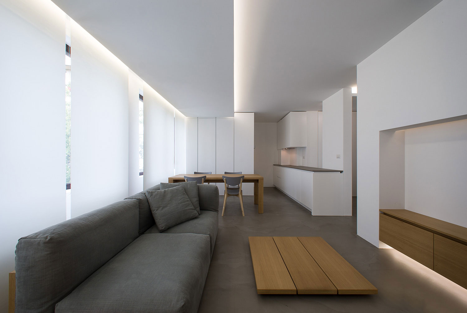 A Chic Contemporary Apartment with Minimalist Interior in Sofia by Elia Nedkov (4)