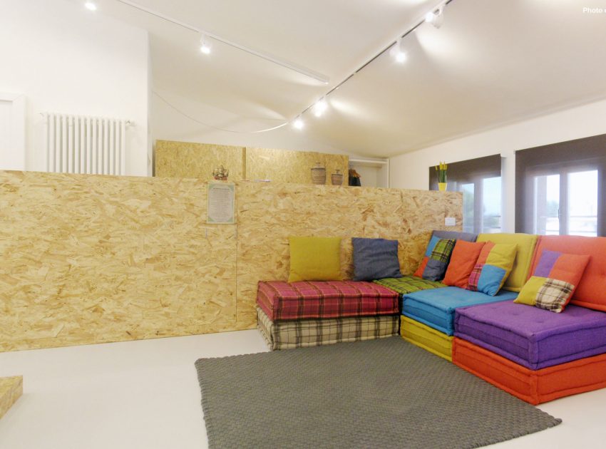 A Bright and Colorful Contemporary Apartment in San Miniato by MSplus architettura (4)