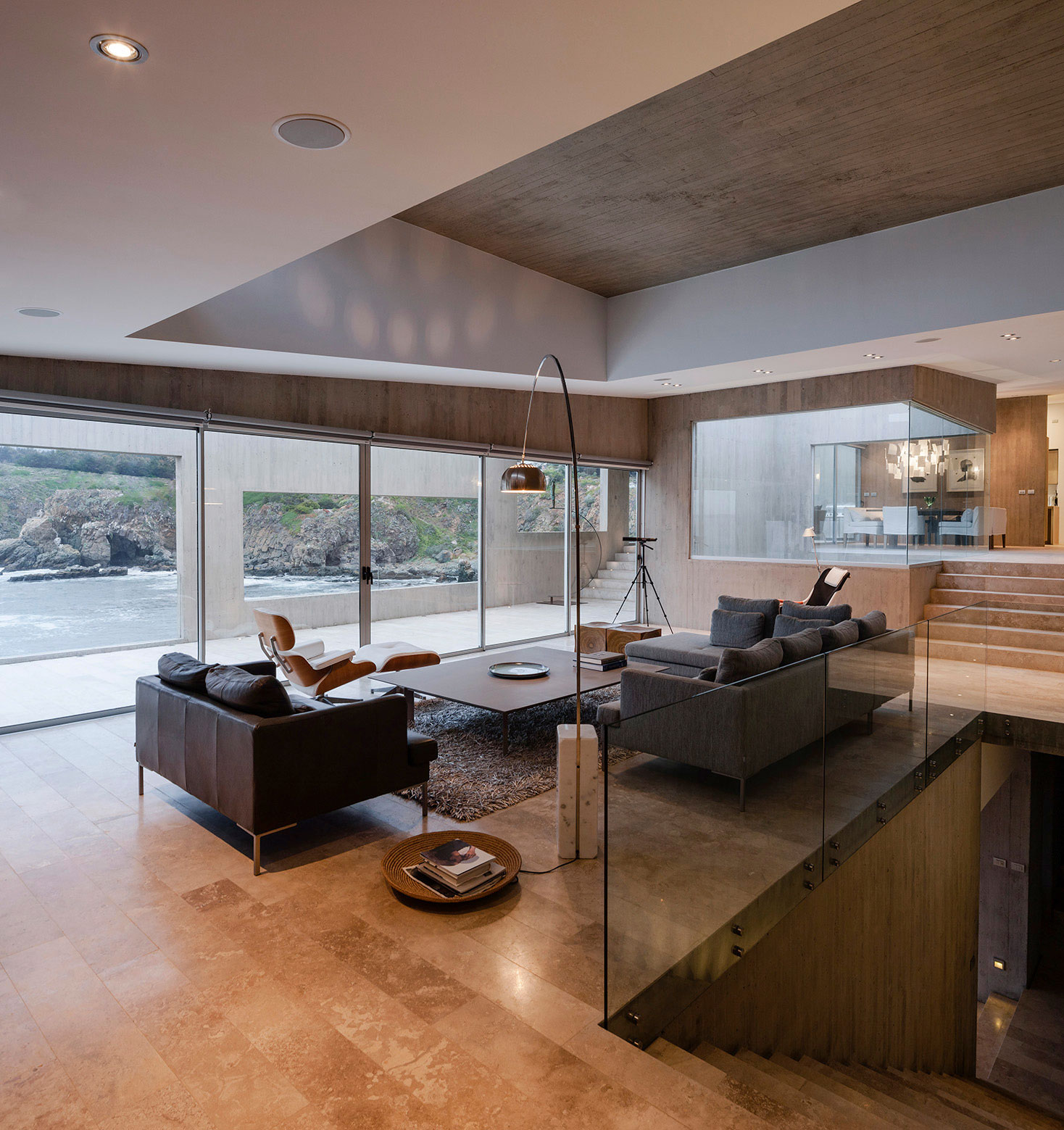 A Concrete Hillside Home with a Simple and Elegant Interior in Los Vilos, Chile by Felipe Assadi & Francisca Pulido (15)