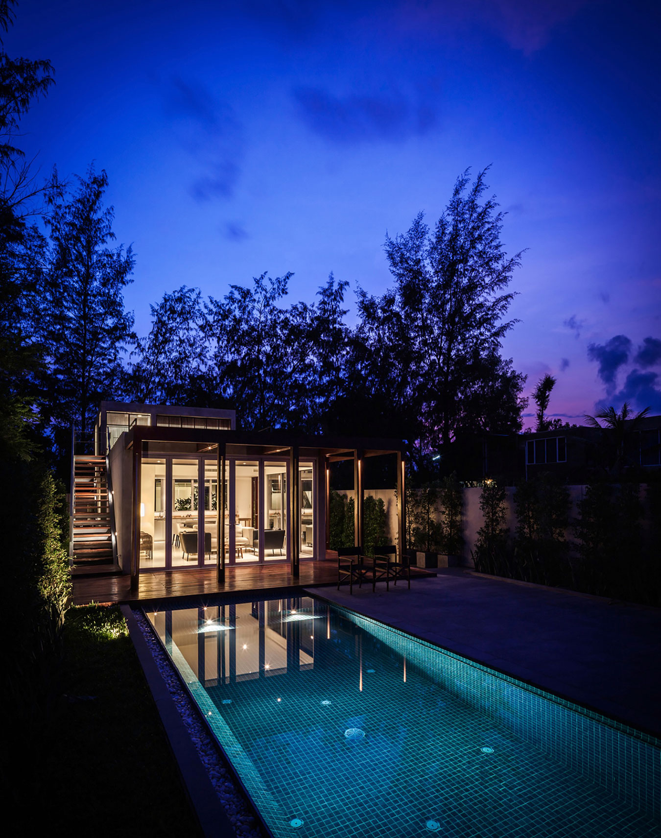 A Contemporary Beachfront Home for an Interethnic Family of Four in Prachuap Khiri Khan by Beautbureau (15)