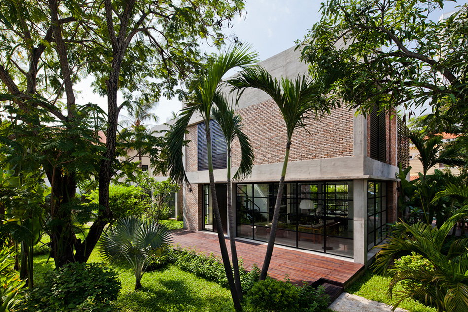 A Contemporary Home with Recycled Bricks, Concrete and Steel Frame Windows in Thao Dien by MM ++ Architects (2)