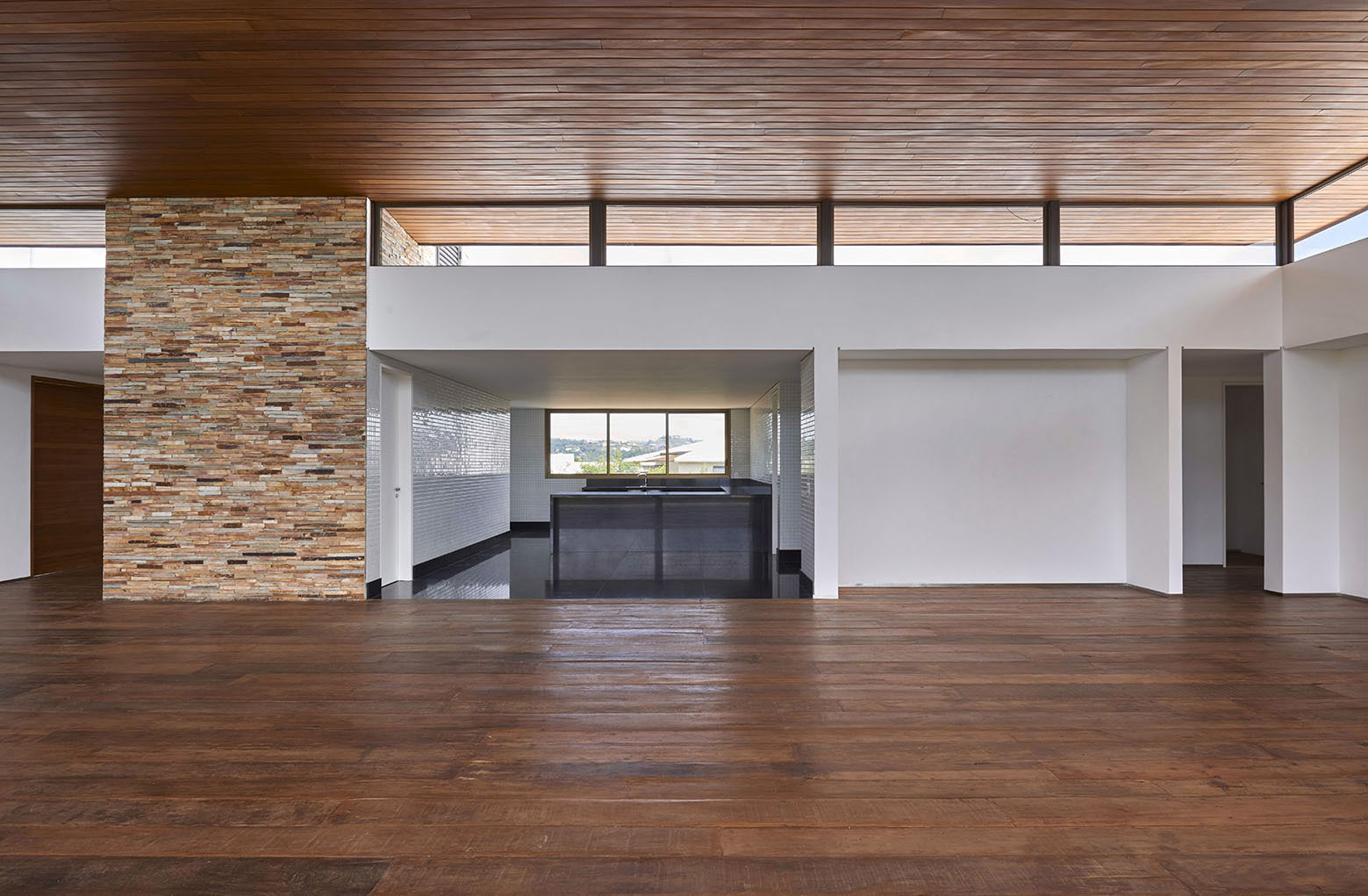 A Cozy Contemporary Home with Natural and Rustic Elements in Nova Lima by David Guerra Architecture And Interior (12)